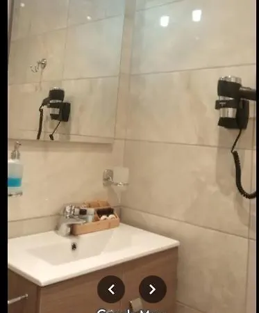Ionian Lux Apts B&B